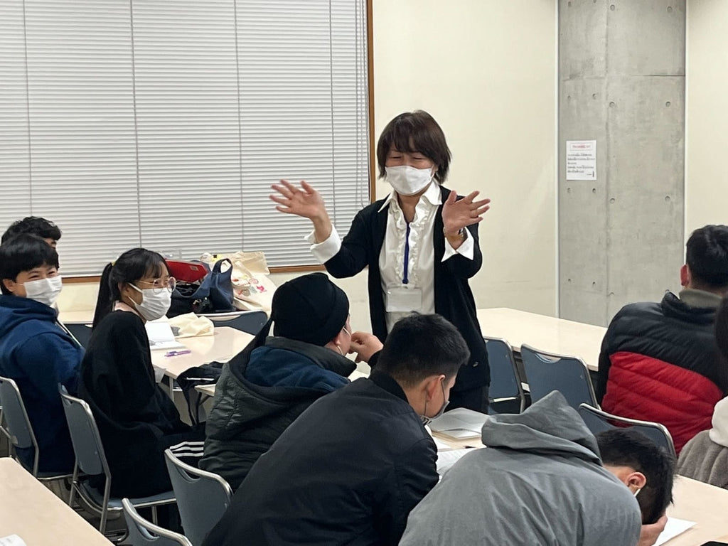 地域の教室における日本語教師の授業の役割とは